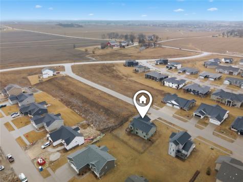 1429 Bridgewood Drive Fairfax IA 52228