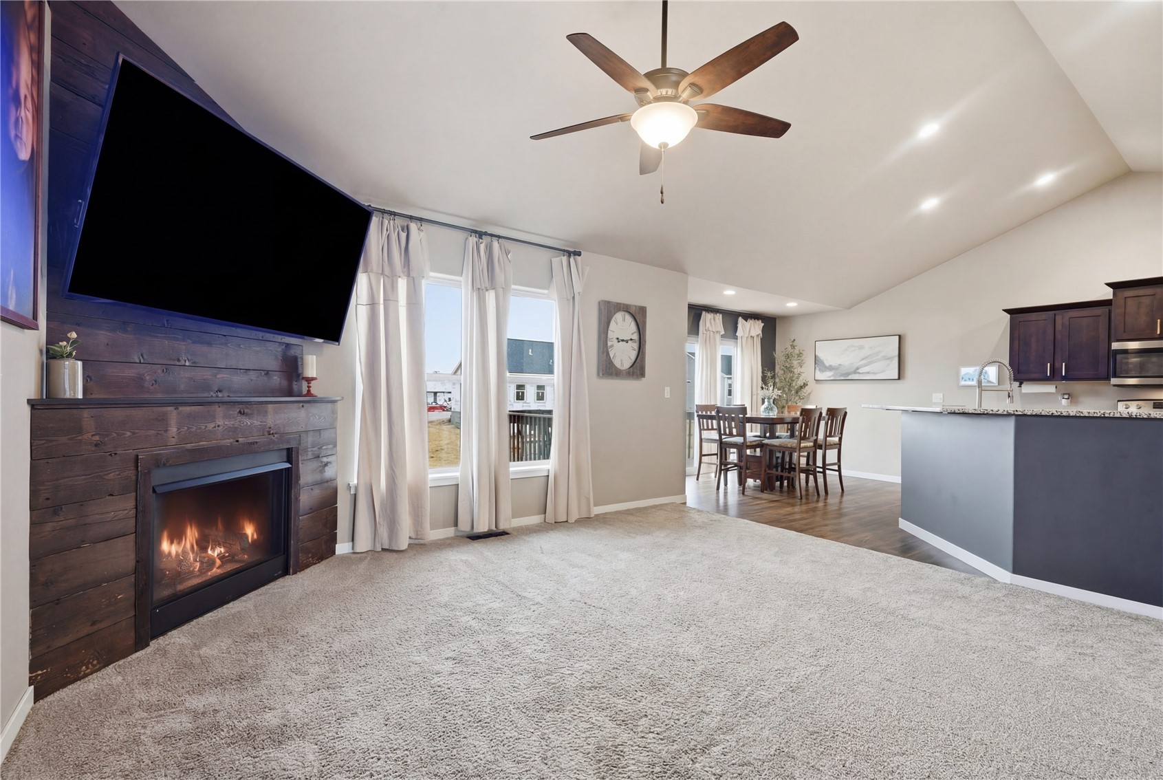 1429 Bridgewood Drive Fairfax IA 52228