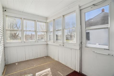 612 S Stone Street Sigourney IA 52591