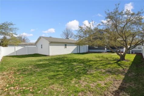 612 S Stone Street Sigourney IA 52591