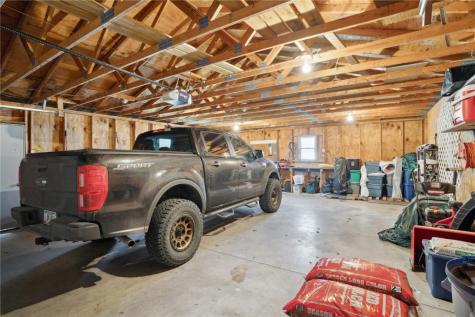 612 S Stone Street Sigourney IA 52591