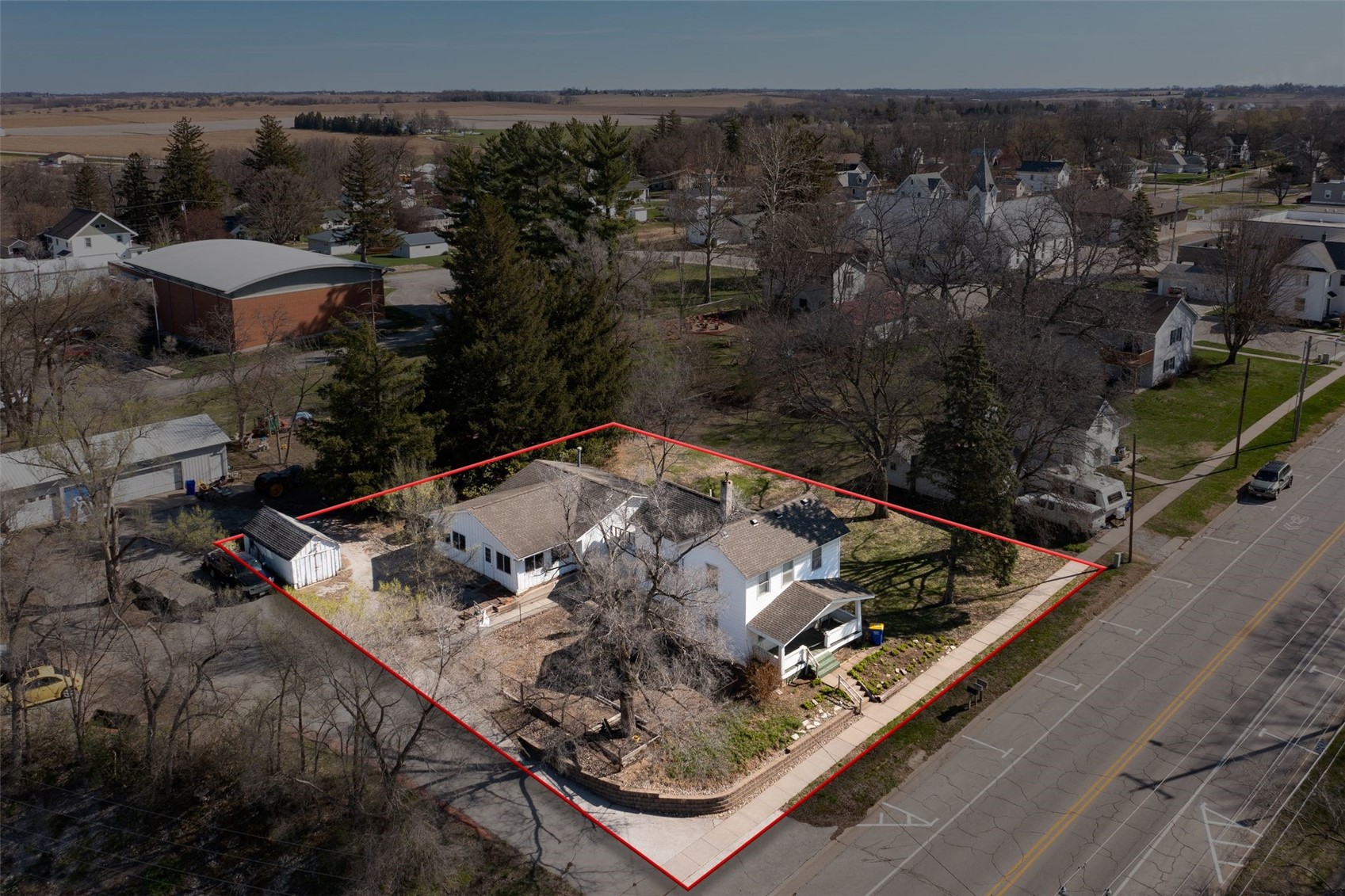 220/230 West Main Street Solon IA 52333