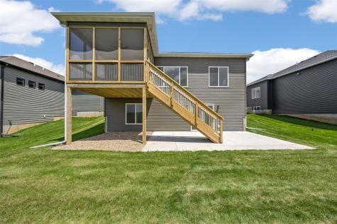 3056 Ridgeview Circle Coralville IA 52241