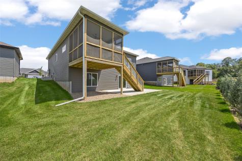 3056 Ridgeview Circle Coralville IA 52241