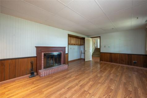 4400 Indian Creek Road Marion IA 52302