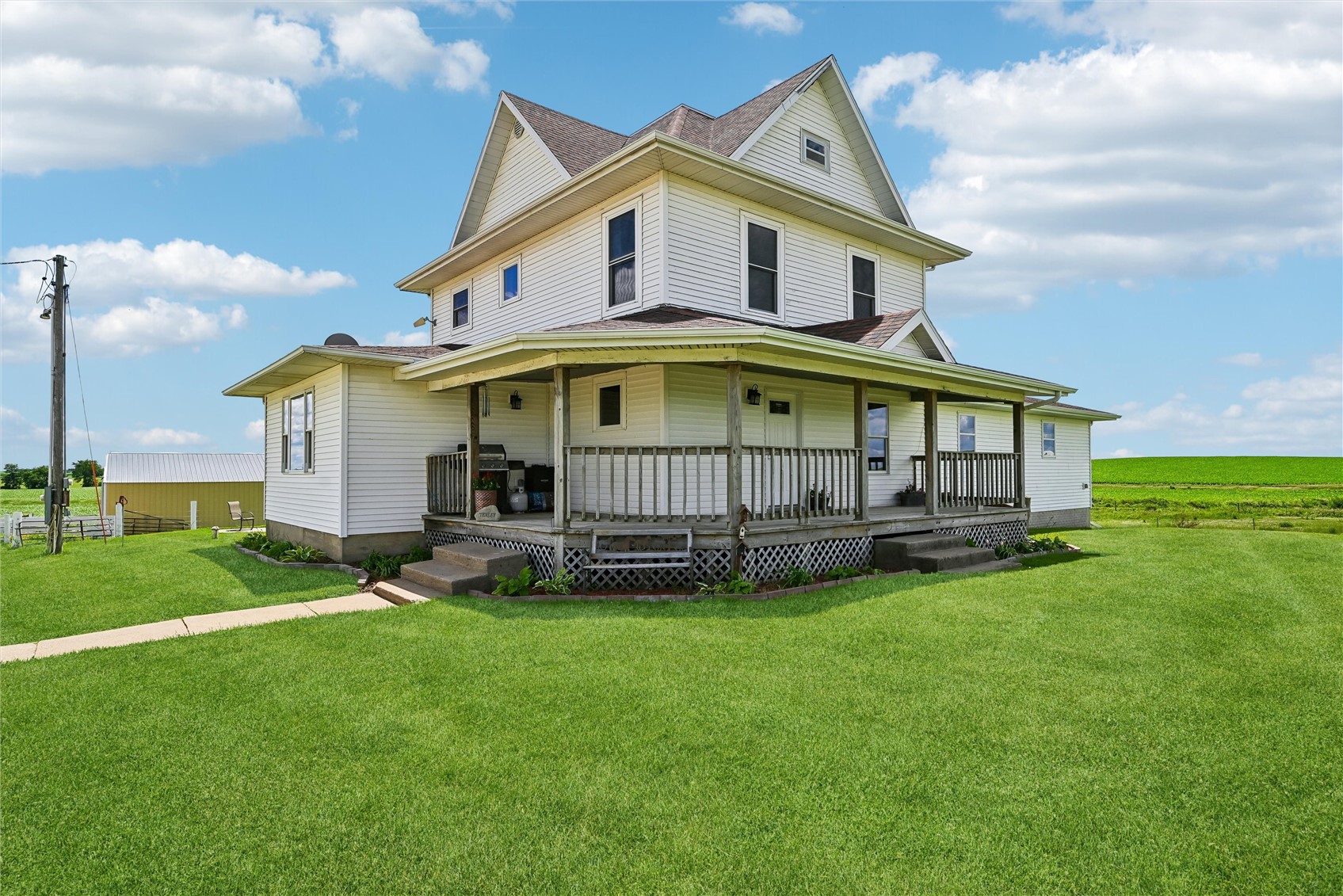 17851 County Road E45 Anamosa IA 52205