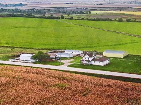 17851 County Road E45 Anamosa IA 52205