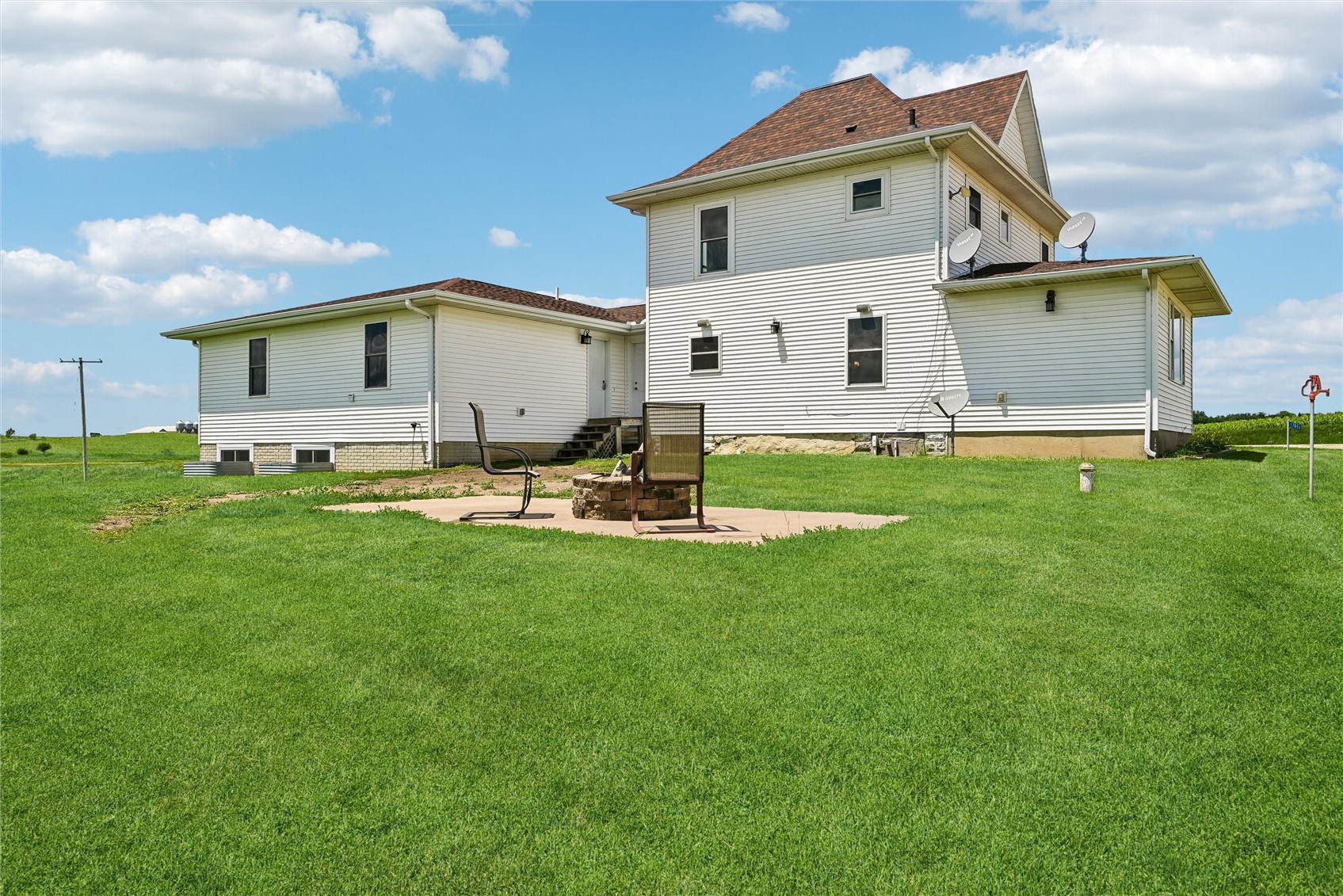 17851 County Road E45 Anamosa IA 52205