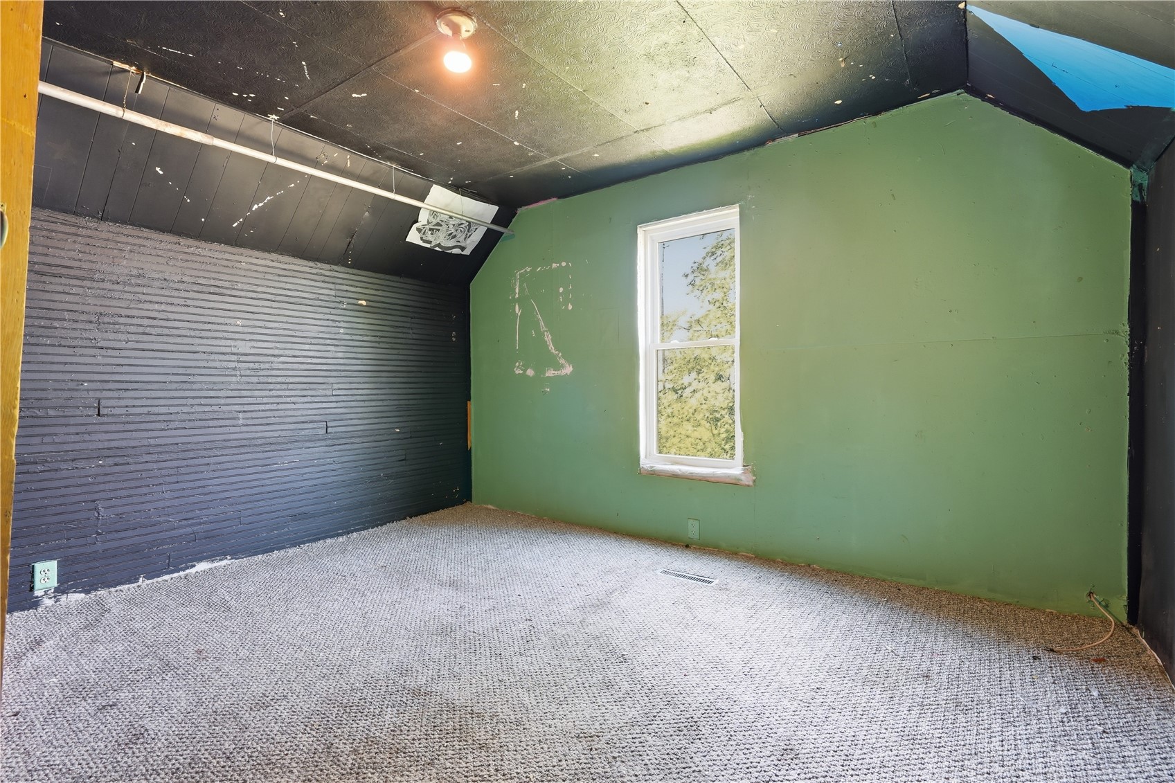 407 9th Avenue SW Cedar Rapids IA 52404