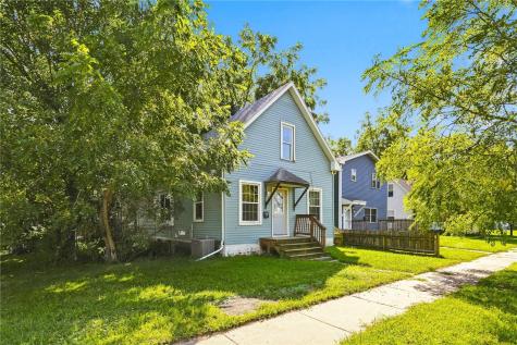 407 9th Avenue SW Cedar Rapids IA 52404