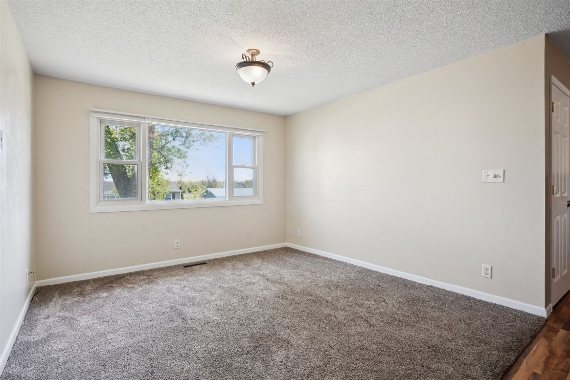 1000 Parkview Drive Marion IA 52302