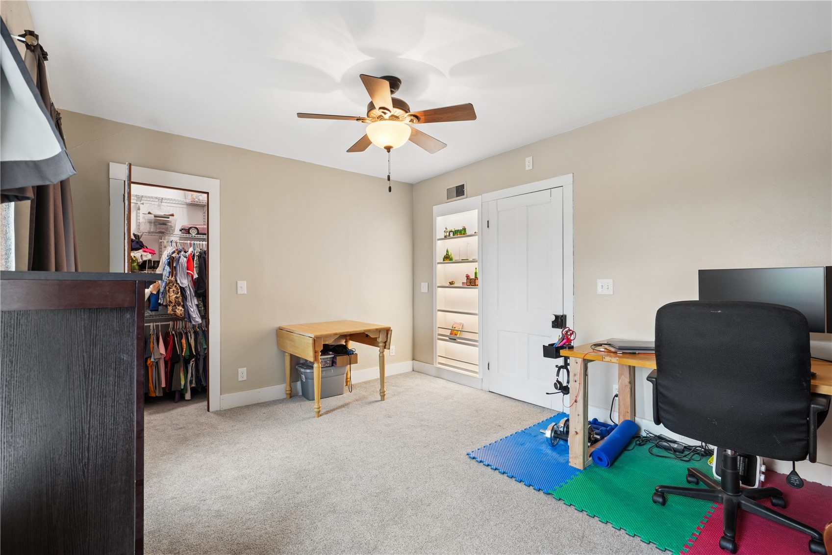 2726 K Street Amana IA 52203