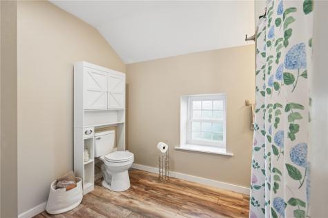 2726 K Street Amana IA 52203