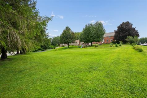 2726 K Street Amana IA 52203