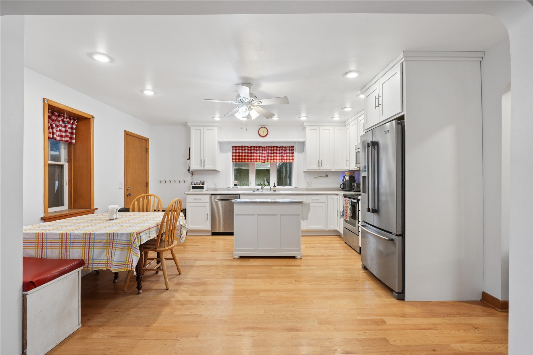2726 K Street Amana IA 52203