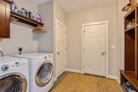 8415 Monterey Drive NE Cedar Rapids IA 52402