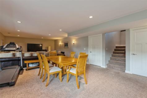 8415 Monterey Drive NE Cedar Rapids IA 52402