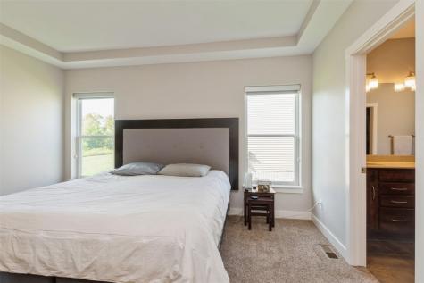 8415 Monterey Drive NE Cedar Rapids IA 52402