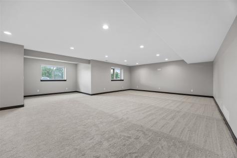 3988 Peridot Drive Marion IA 52302