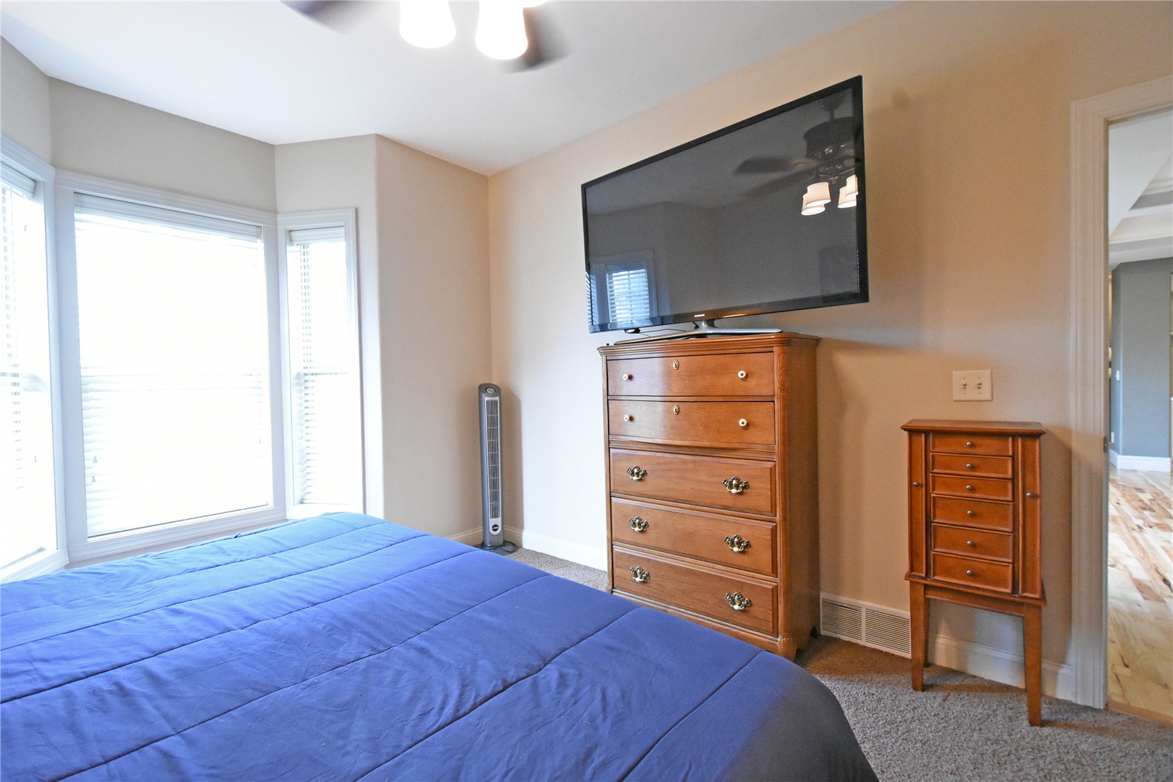 1340 7th Street SW Mt Vernon IA 52314