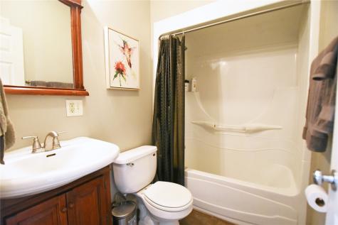 1340 7th Street SW Mt Vernon IA 52314