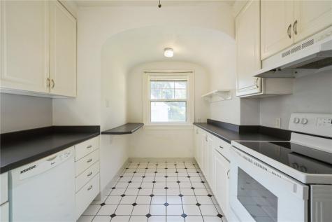 2656 Country Club Parkway SE Cedar Rapids IA 52403