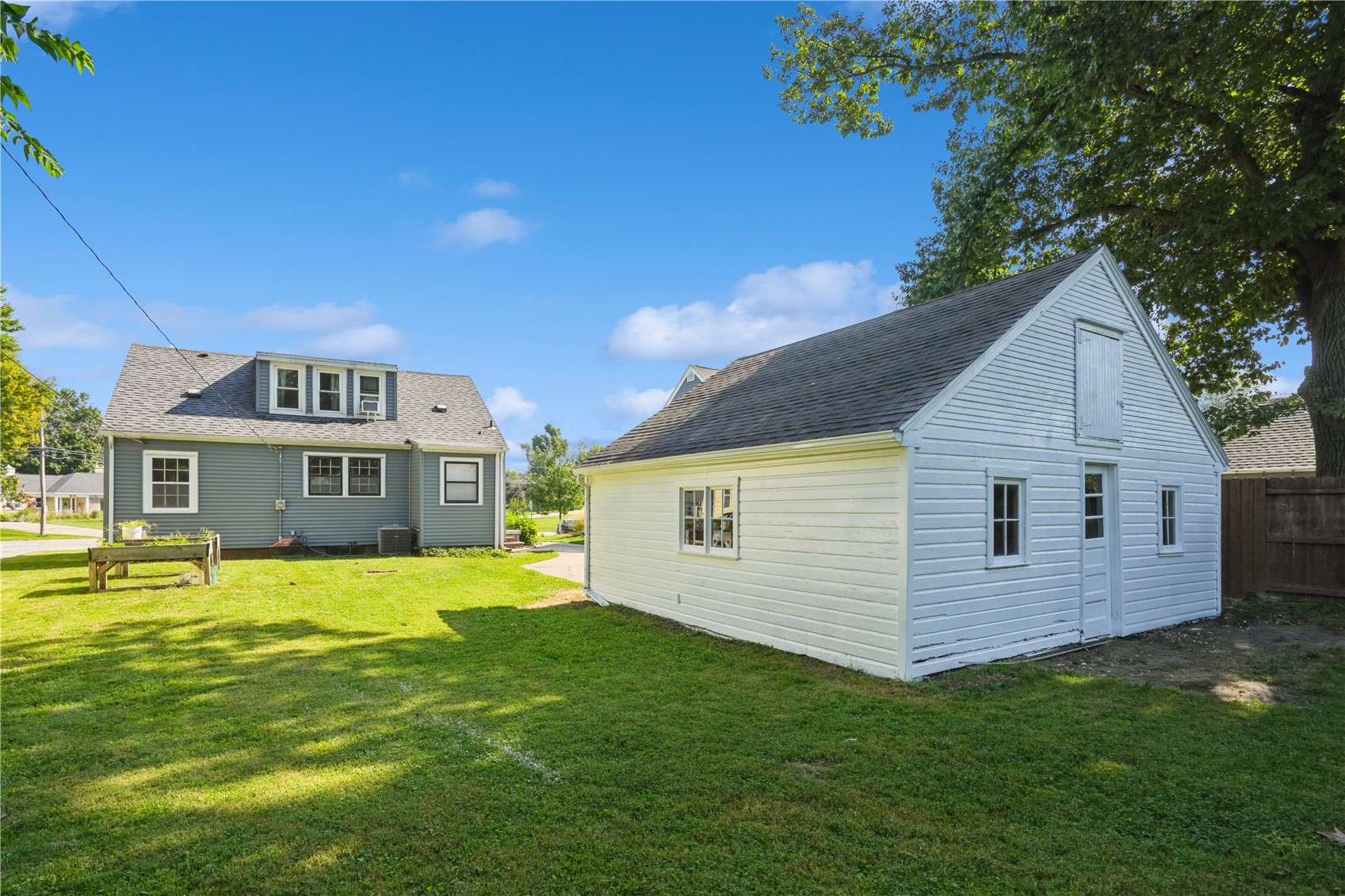 2656 Country Club Parkway SE Cedar Rapids IA 52403