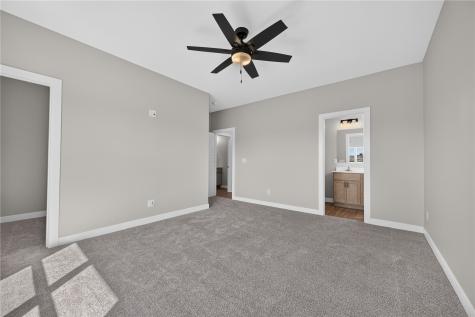4183 English Glen Avenue Marion IA 52228