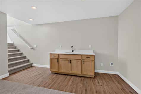 4183 English Glen Avenue Marion IA 52228