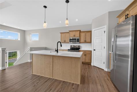 4183 English Glen Avenue Marion IA 52228
