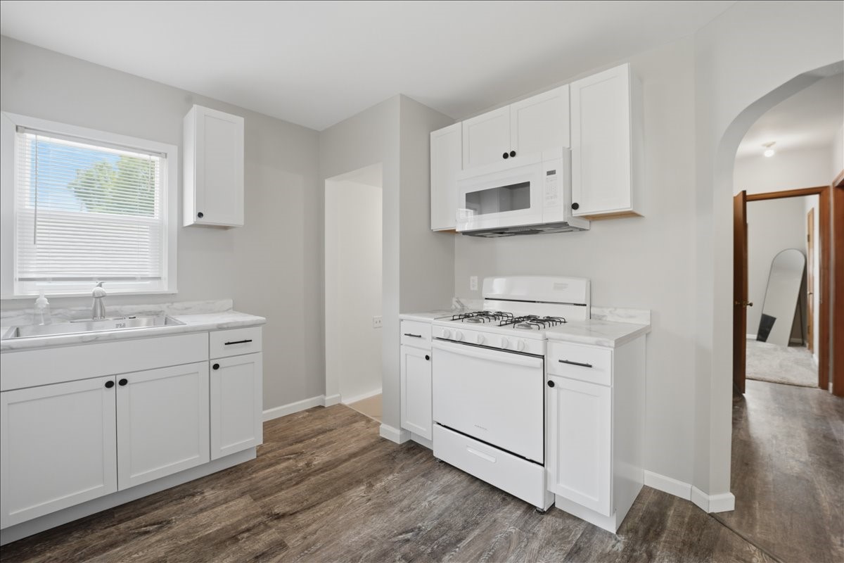 602 E End Avenue IA 50707