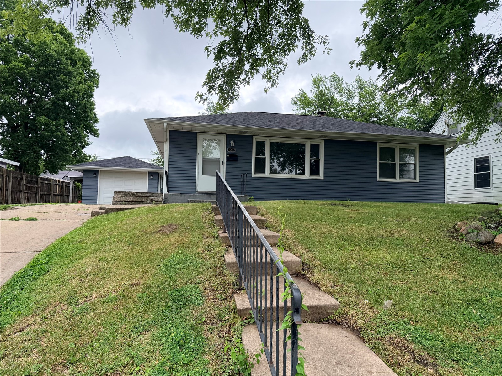 1012 30th Street SE Cedar Rapids IA 52403