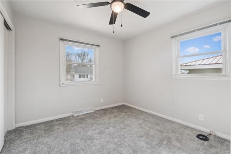 645 40th Street SE Cedar Rapids IA 52403