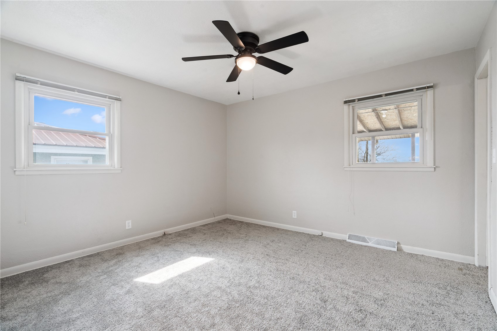 645 40th Street SE Cedar Rapids IA 52403
