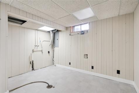 645 40th Street SE Cedar Rapids IA 52403