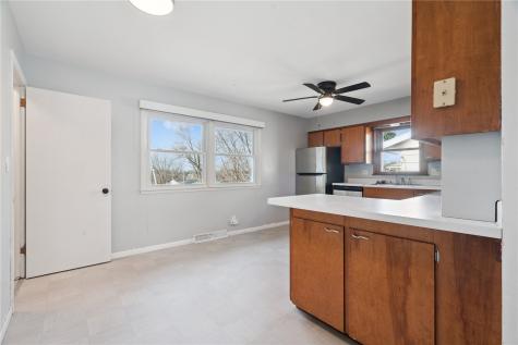 645 40th Street SE Cedar Rapids IA 52403