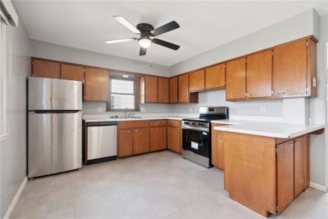645 40th Street SE Cedar Rapids IA 52403