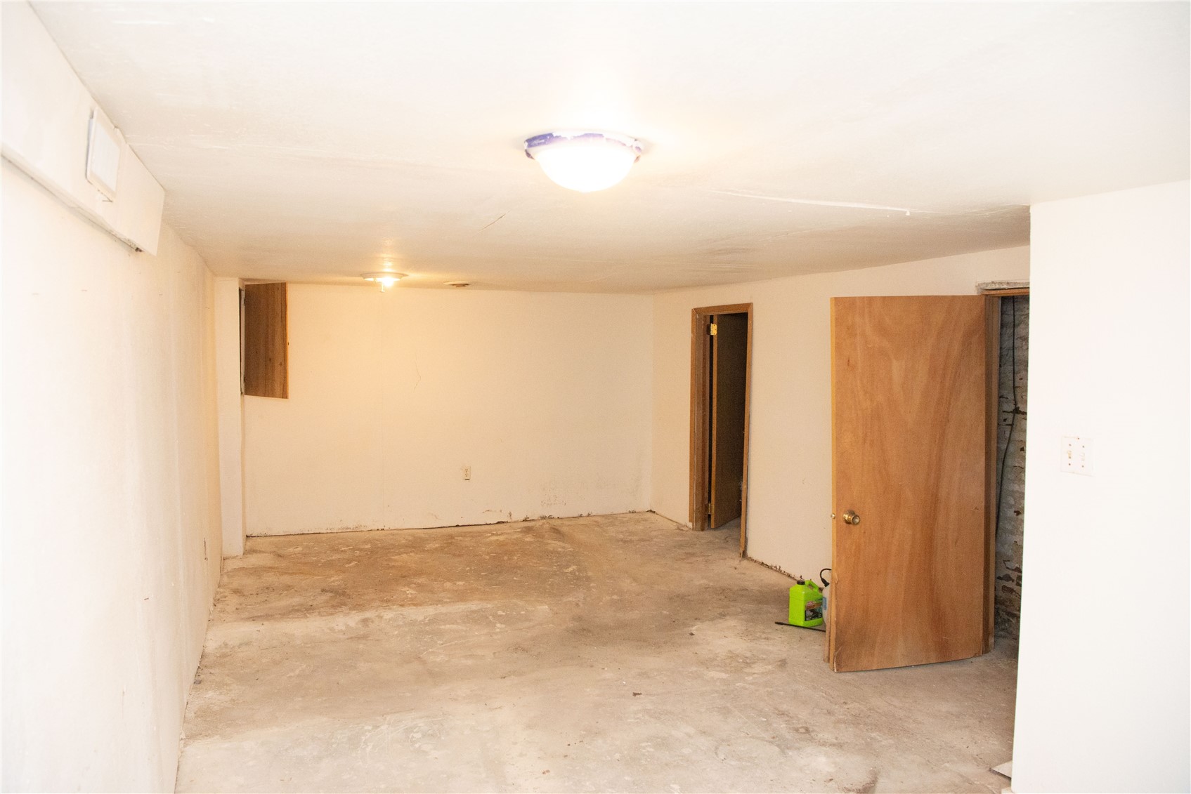 332 Newell Street Waterloo IA 50703