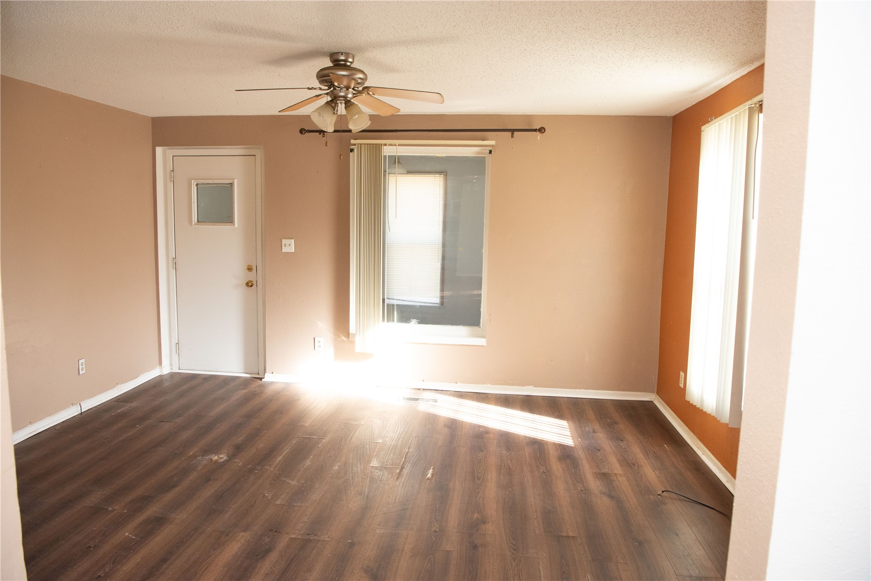 332 Newell Street Waterloo IA 50703