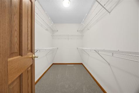 2822 Oak Crest Court NW Cedar Rapids IA 52405