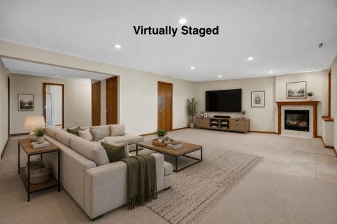 2822 Oak Crest Court NW Cedar Rapids IA 52405