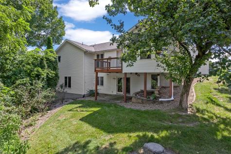 2822 Oak Crest Court NW Cedar Rapids IA 52405