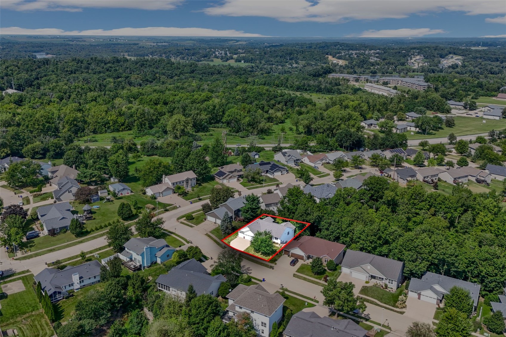 2822 Oak Crest Court NW Cedar Rapids IA 52405