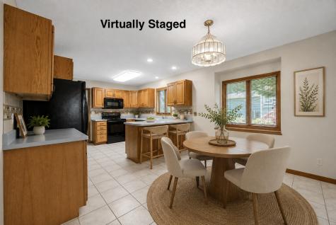 2822 Oak Crest Court NW Cedar Rapids IA 52405