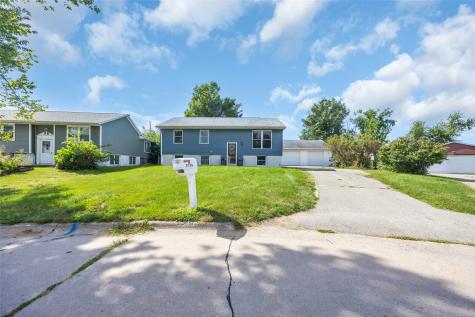 3226 Huxley Lane SW Cedar Rapids IA 52404