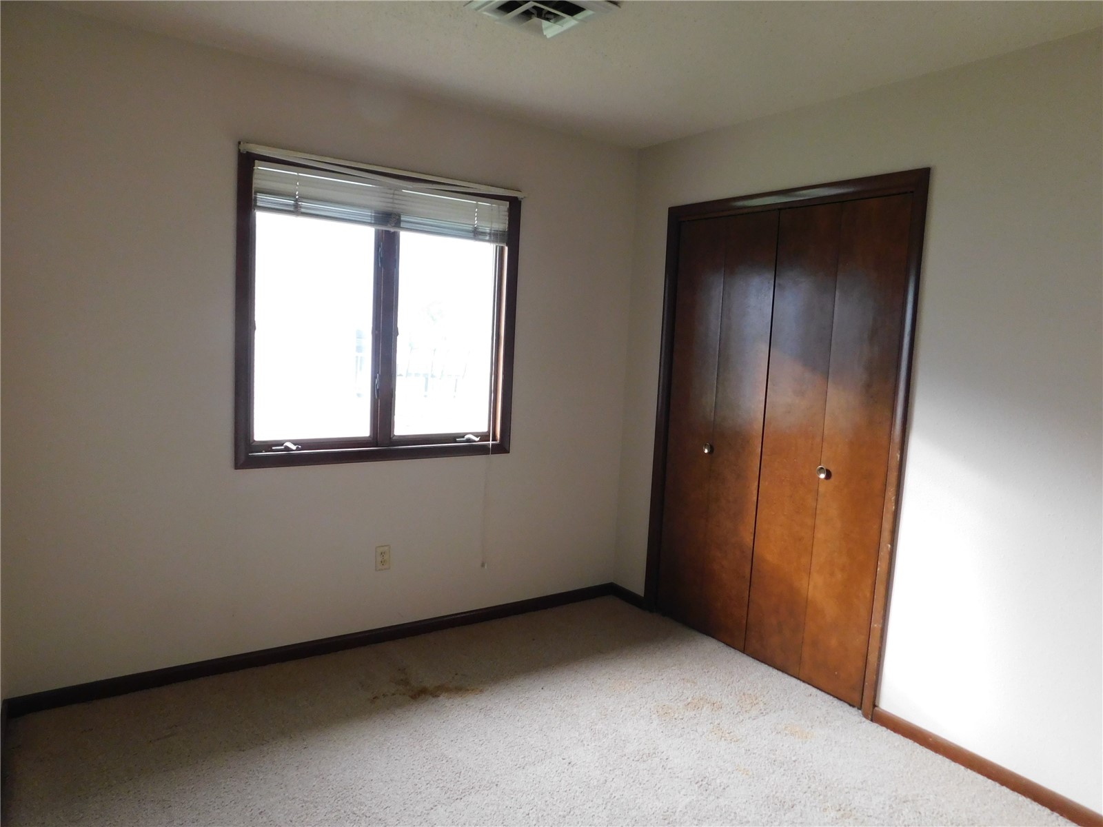 703 Smith Street Clarence IA 52216