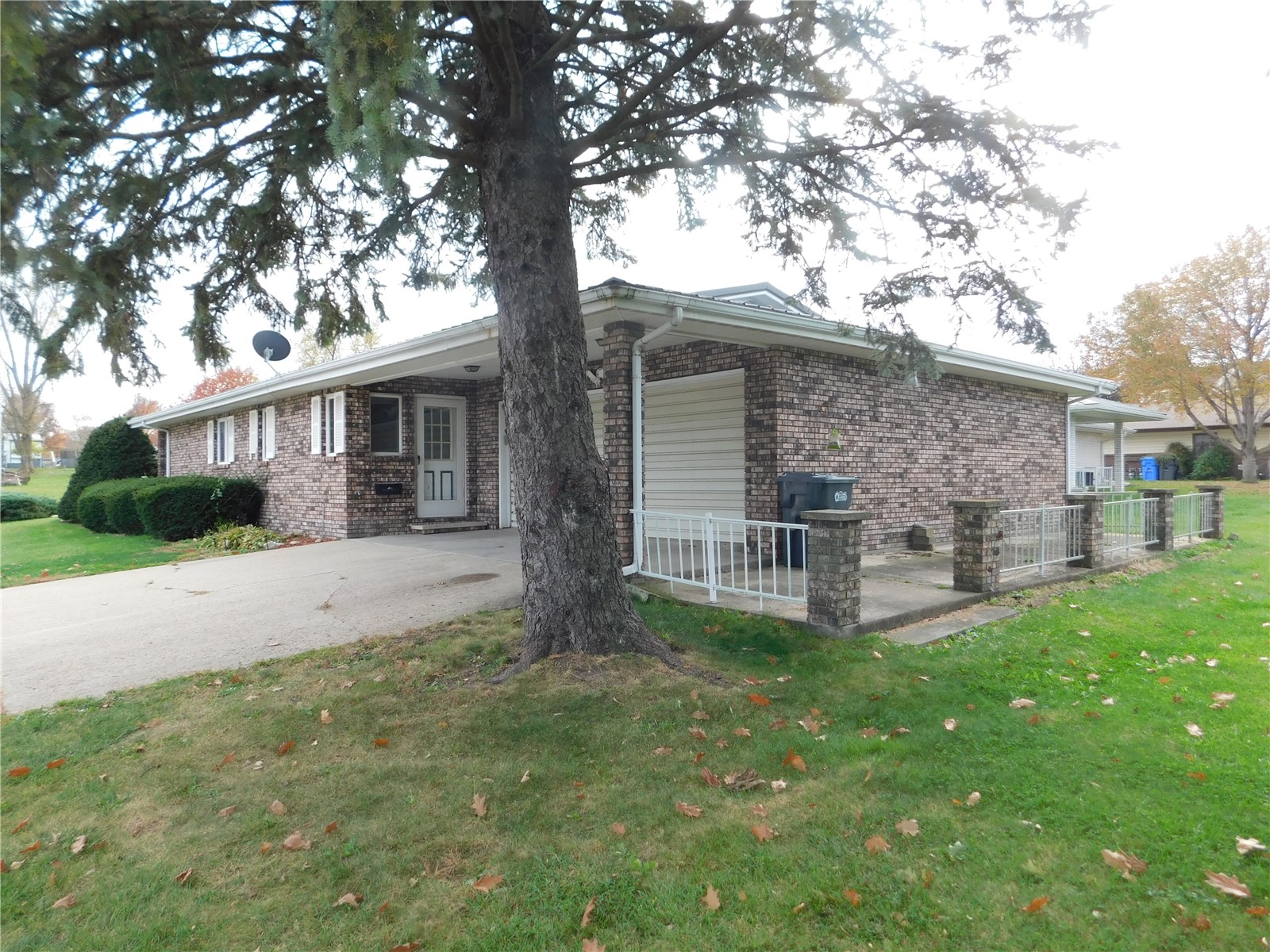 703 Smith Street Clarence IA 52216