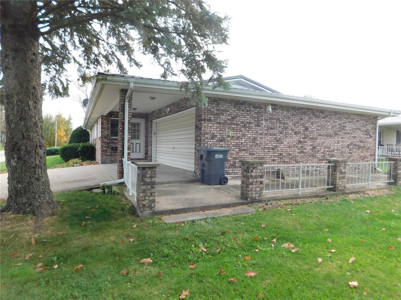 703 Smith Street Clarence IA 52216