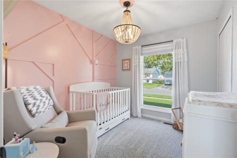 213 Hanover Road SW Cedar Rapids IA 52404