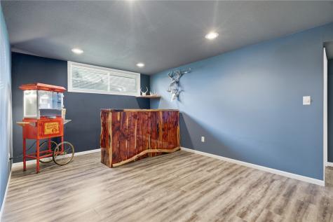 213 Hanover Road SW Cedar Rapids IA 52404
